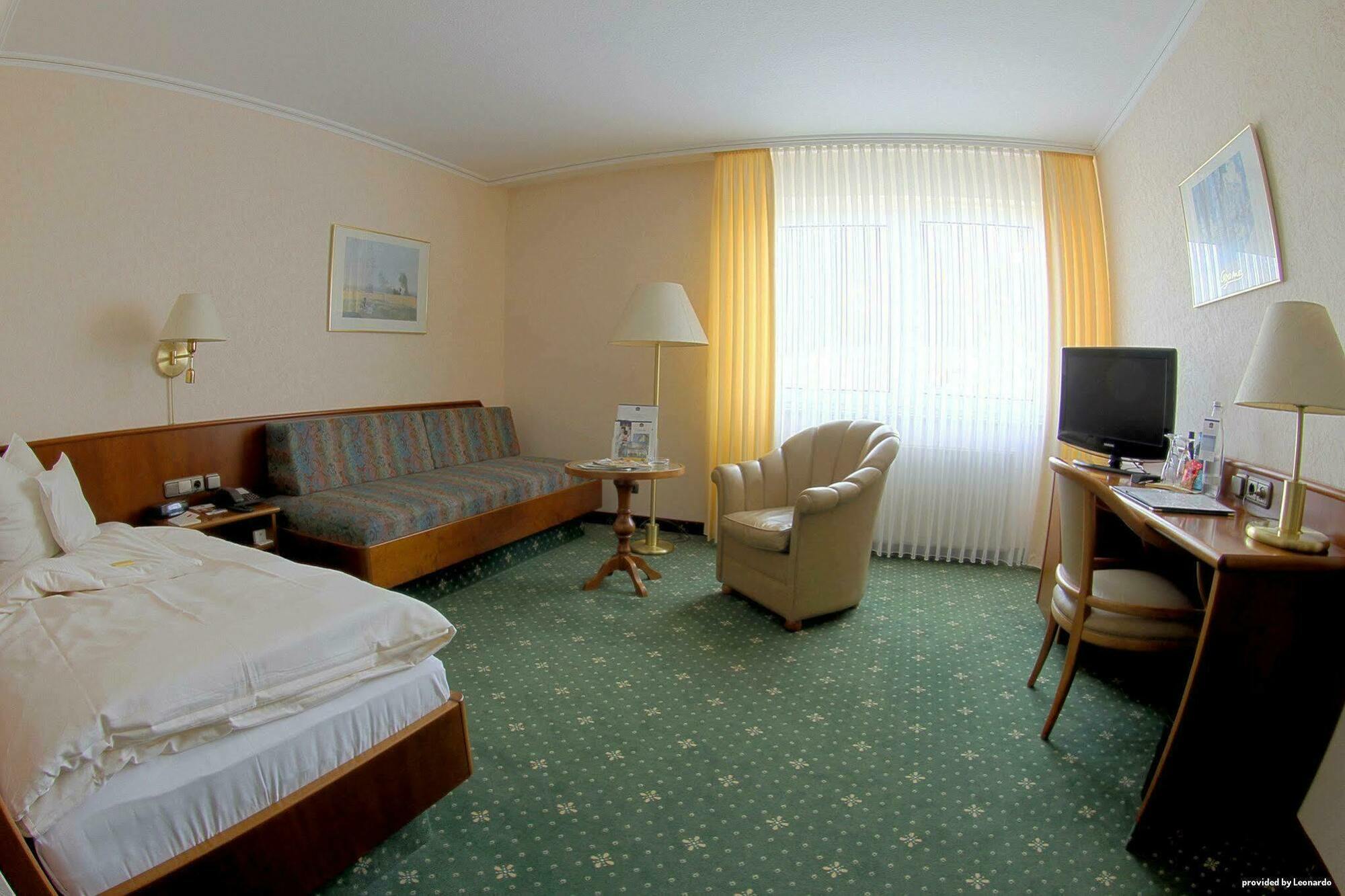 ベスト ウエスタン ホテル アム パーペンブルク ゲッティンゲン エクステリア 写真
